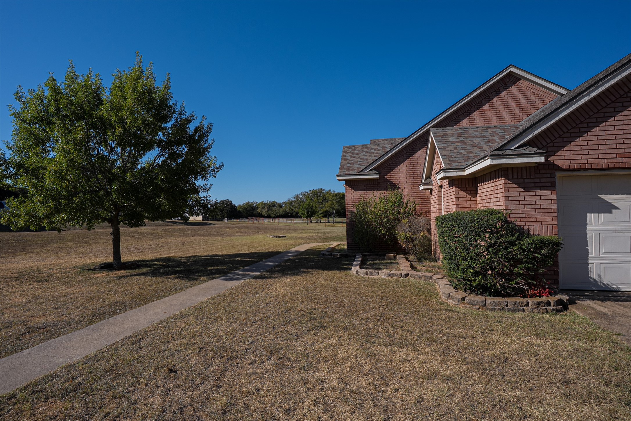 3813 Ponderosa Circle