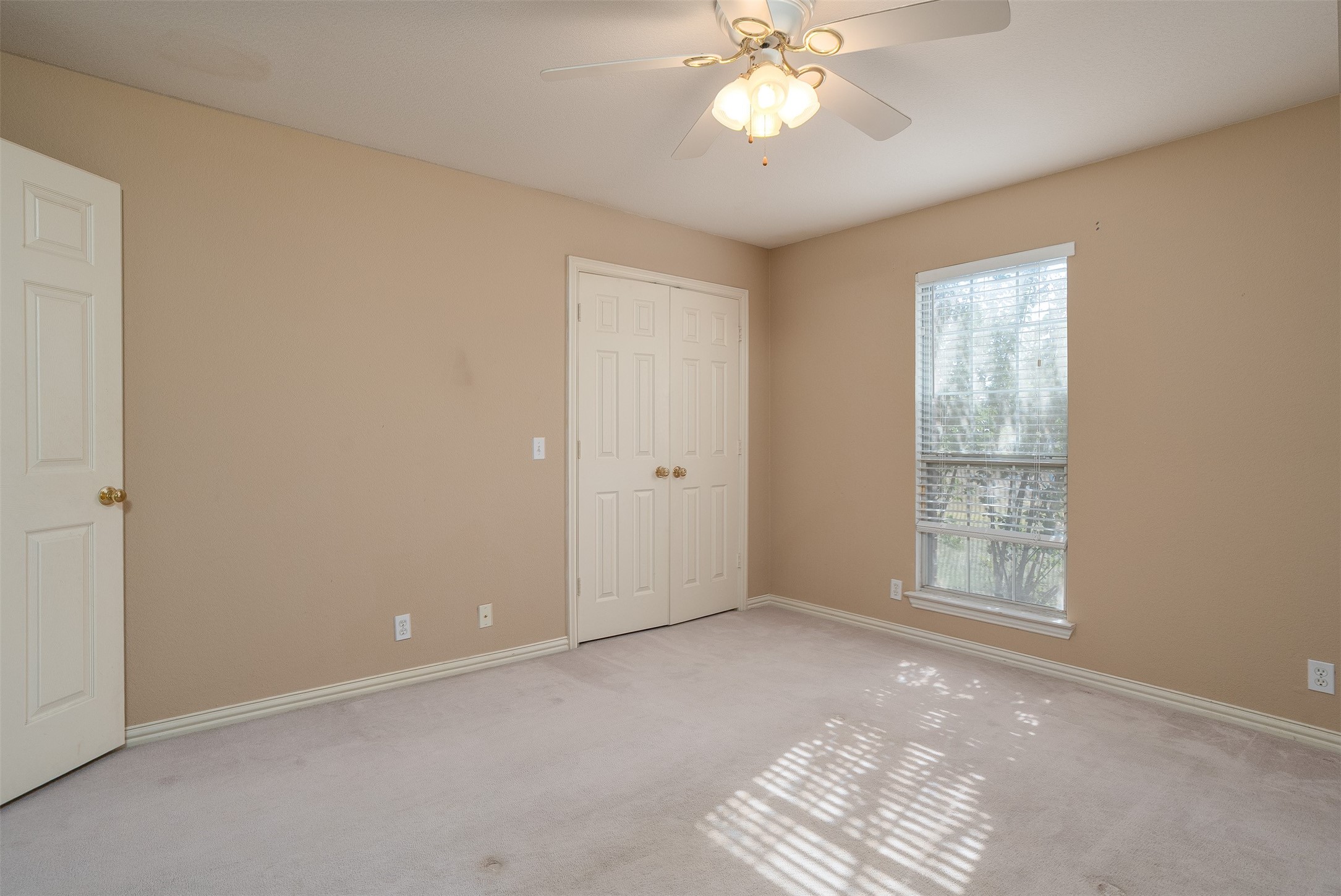 3813 Ponderosa Circle