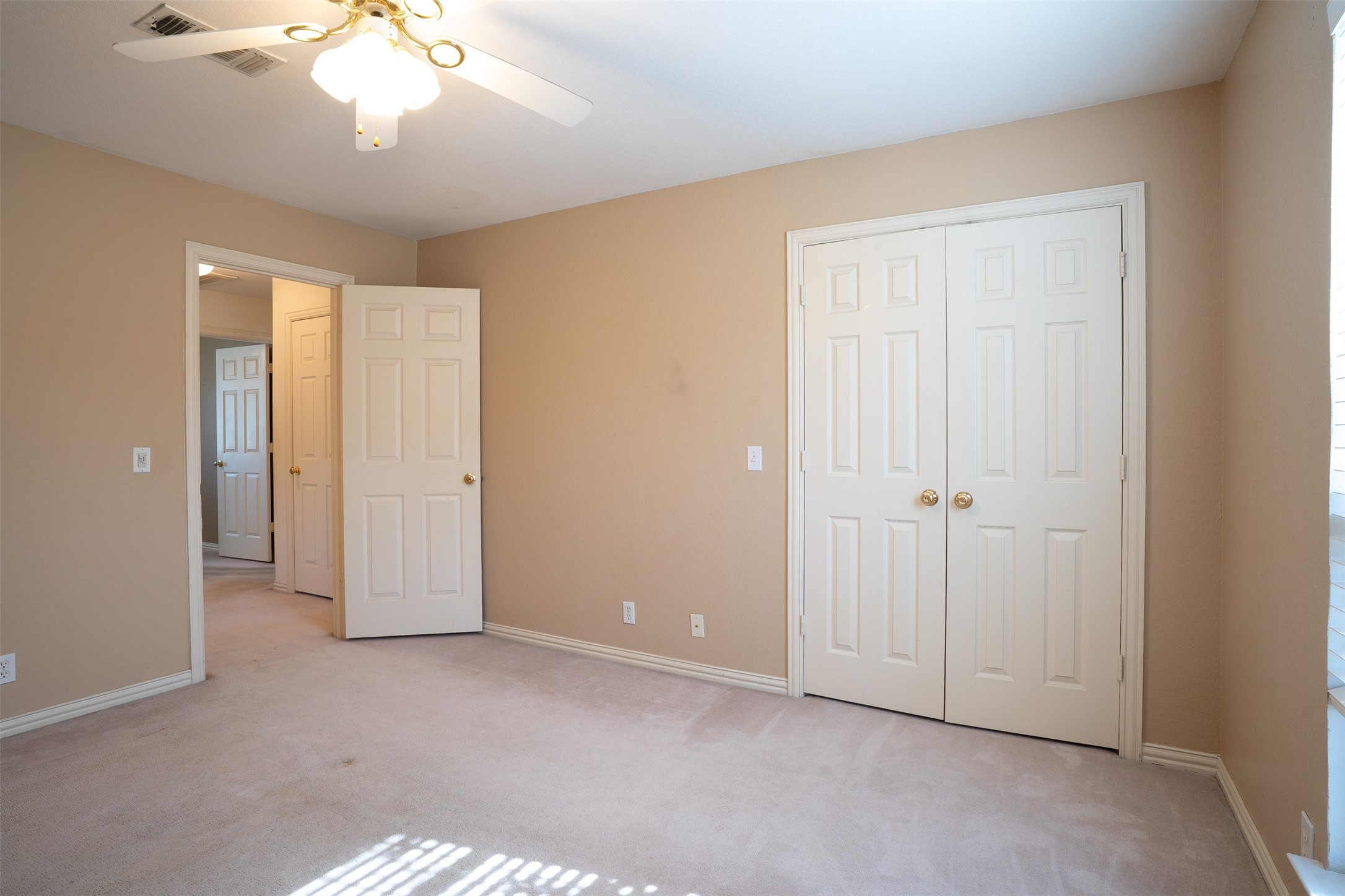 3813 Ponderosa Circle