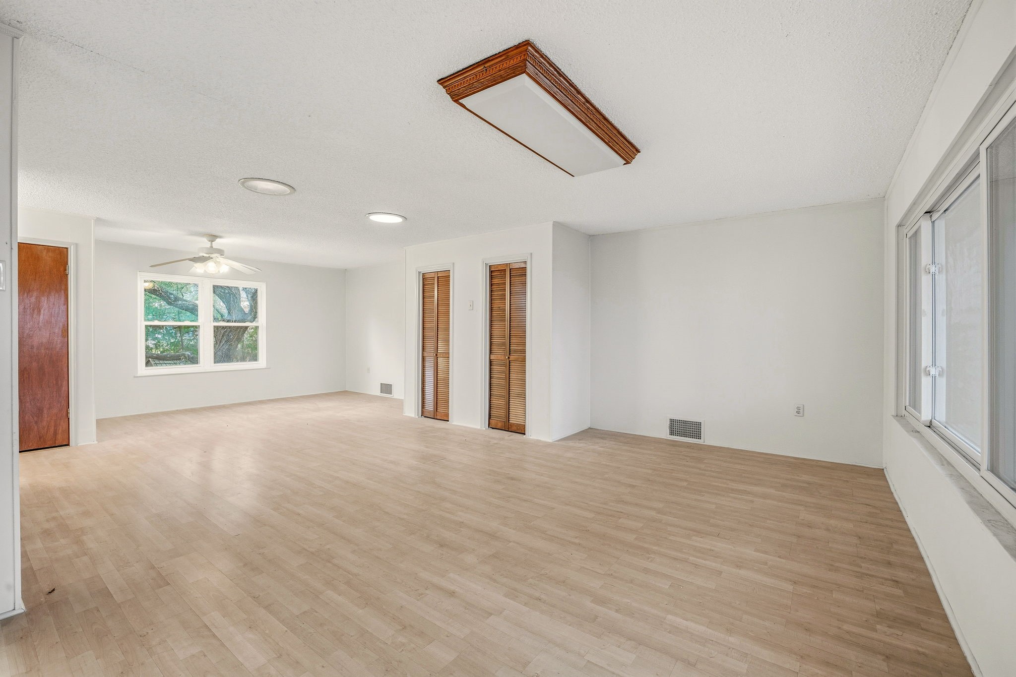 216 Broken Arrow