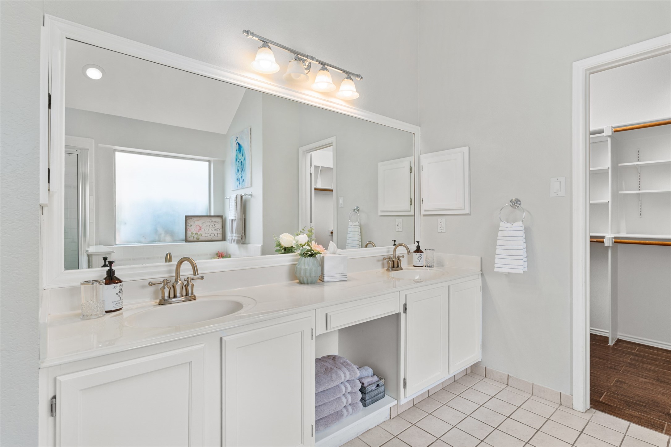 7316 Cross Keys Drive