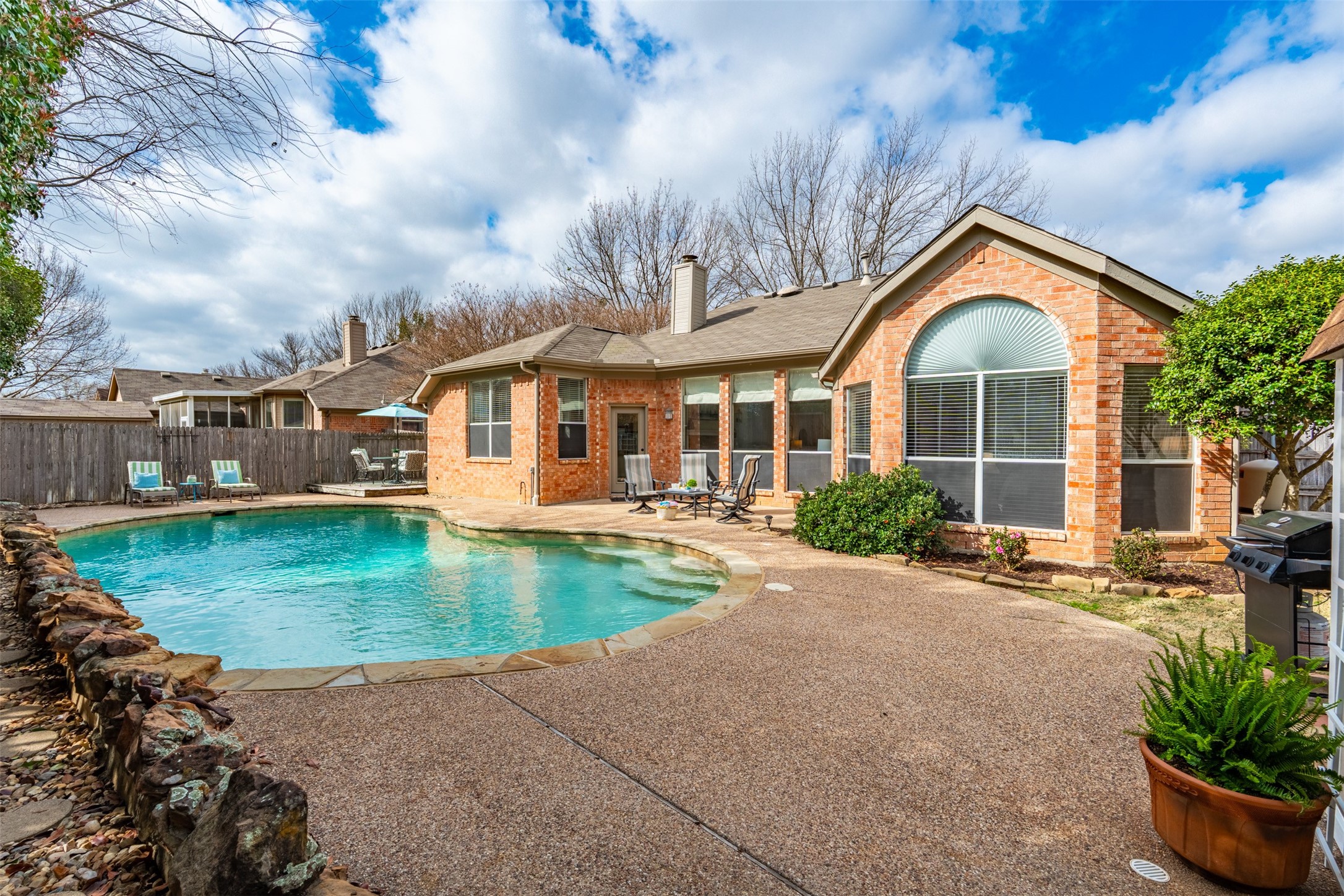 7316 Cross Keys Drive