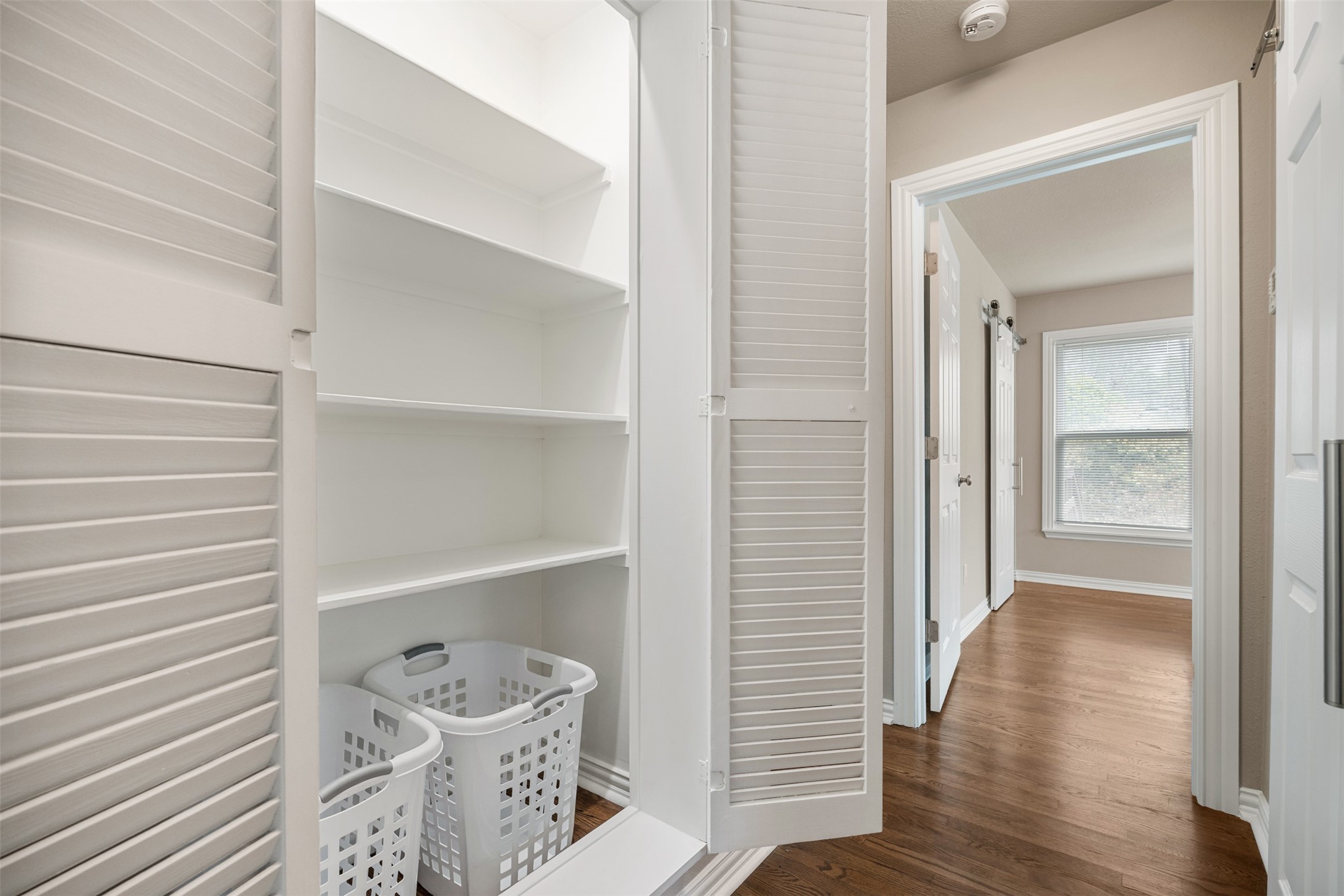 936 N Buckner Boulevard