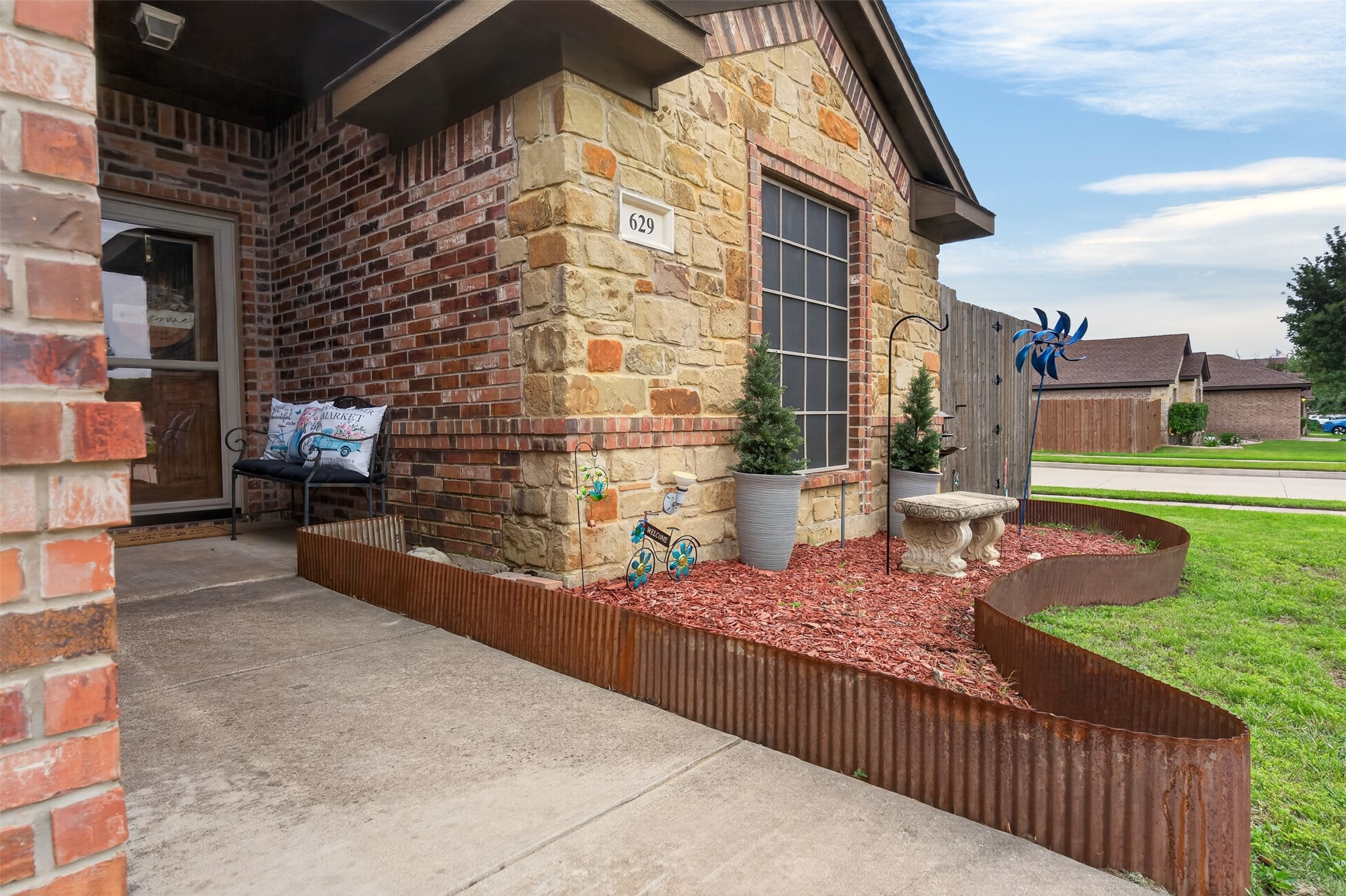 629 E Sheila Circle