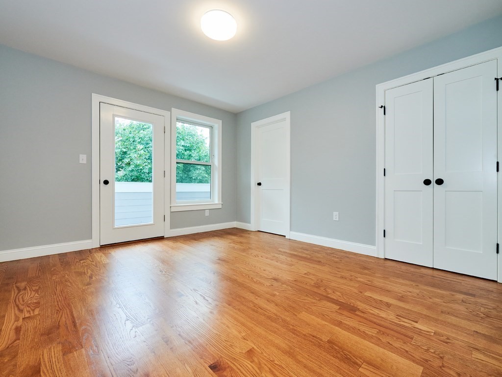 223 Saratoga St # U203
