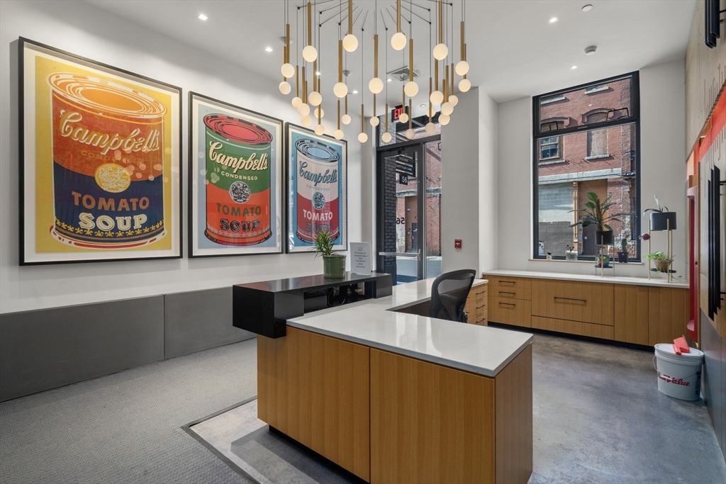 76 Wareham St # 5D