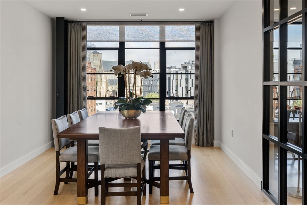 76 Wareham St # 5D