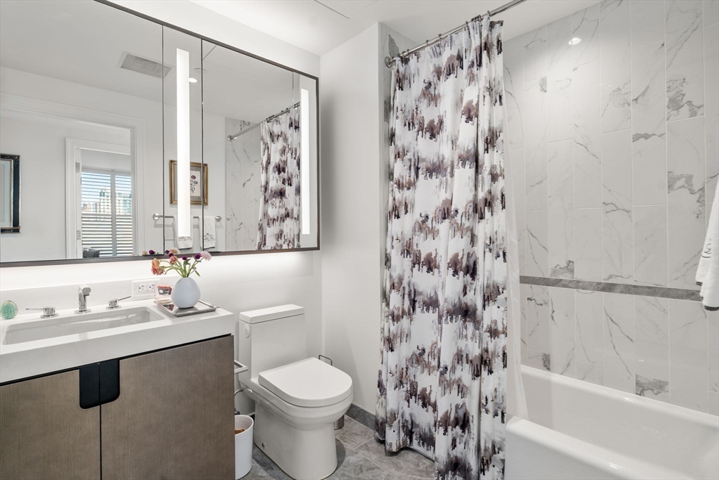 380 Harrison Ave # 1118