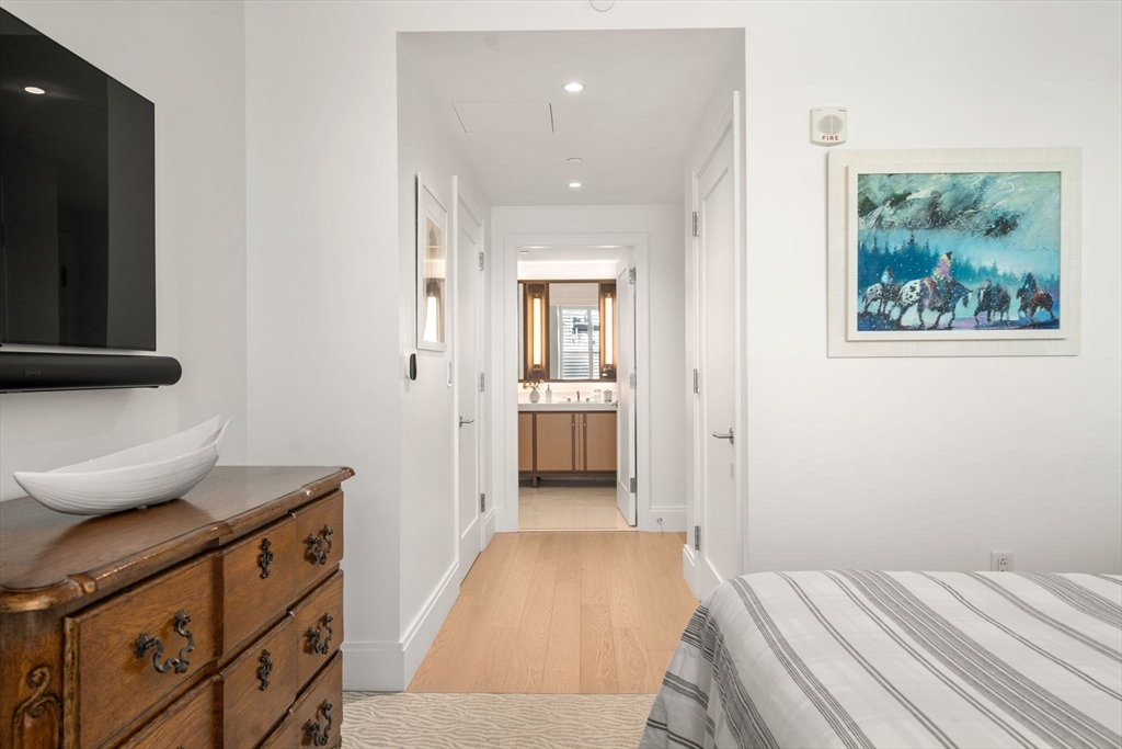 380 Harrison Ave # 1118