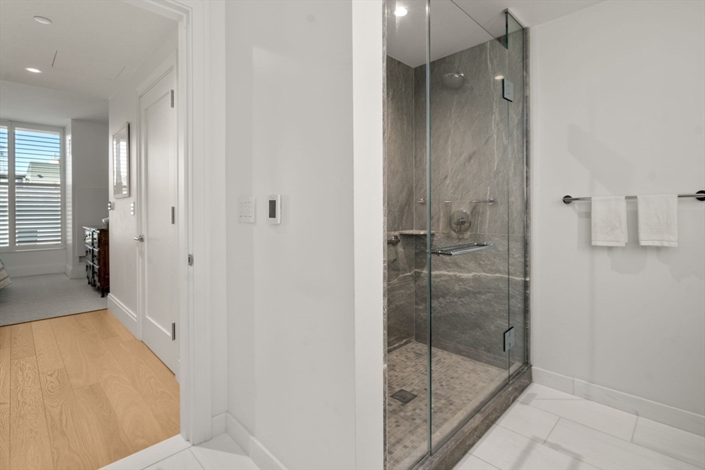 380 Harrison Ave # 1118