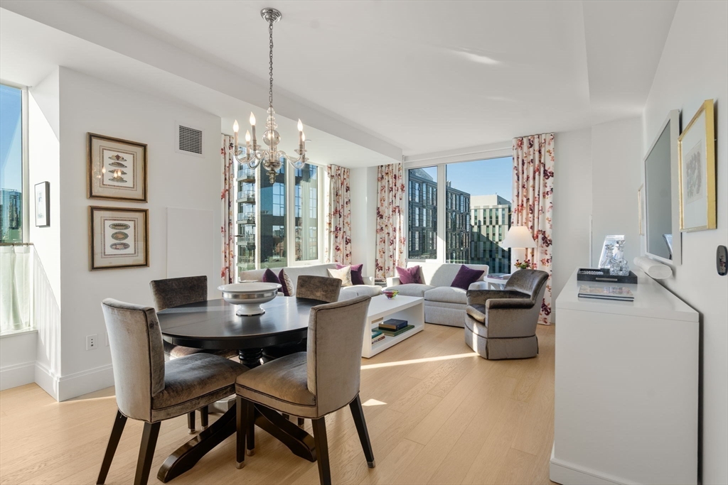 380 Harrison Ave # 1118