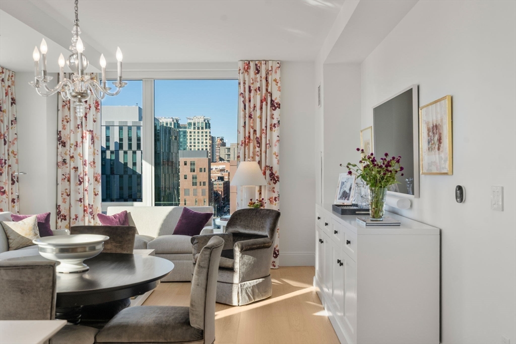 380 Harrison Ave # 1118