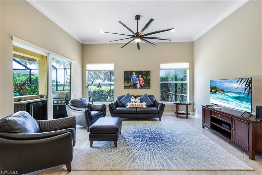 9337 Campanile CIR