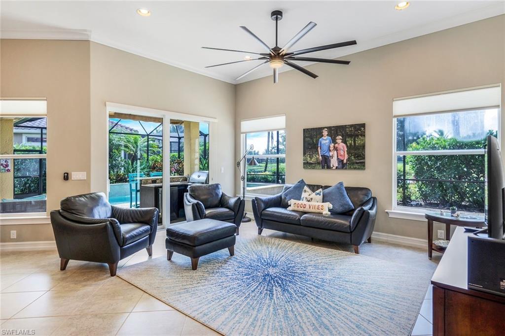 9337 Campanile CIR