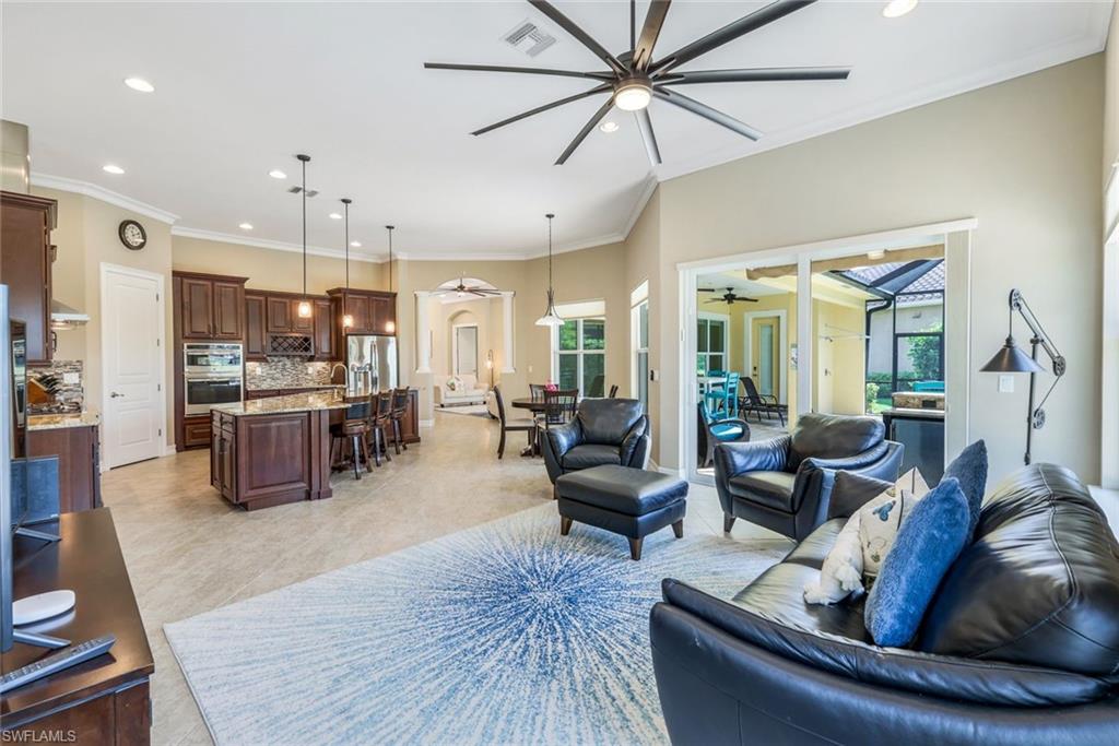 9337 Campanile CIR