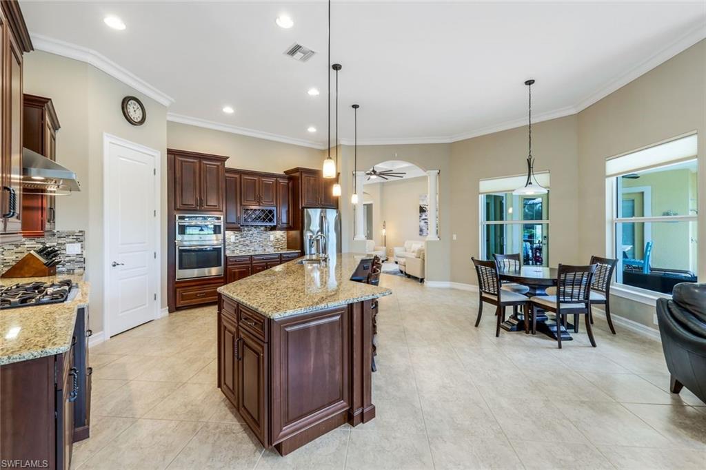 9337 Campanile CIR