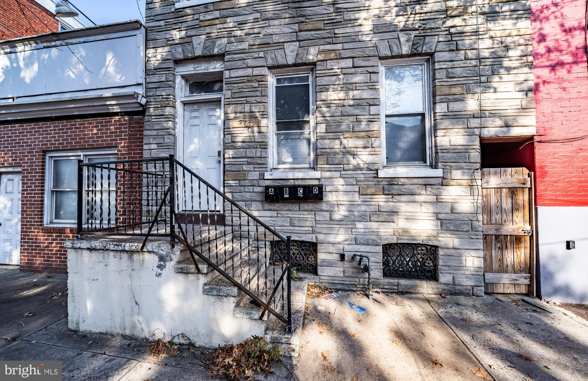 515 Laurel St
