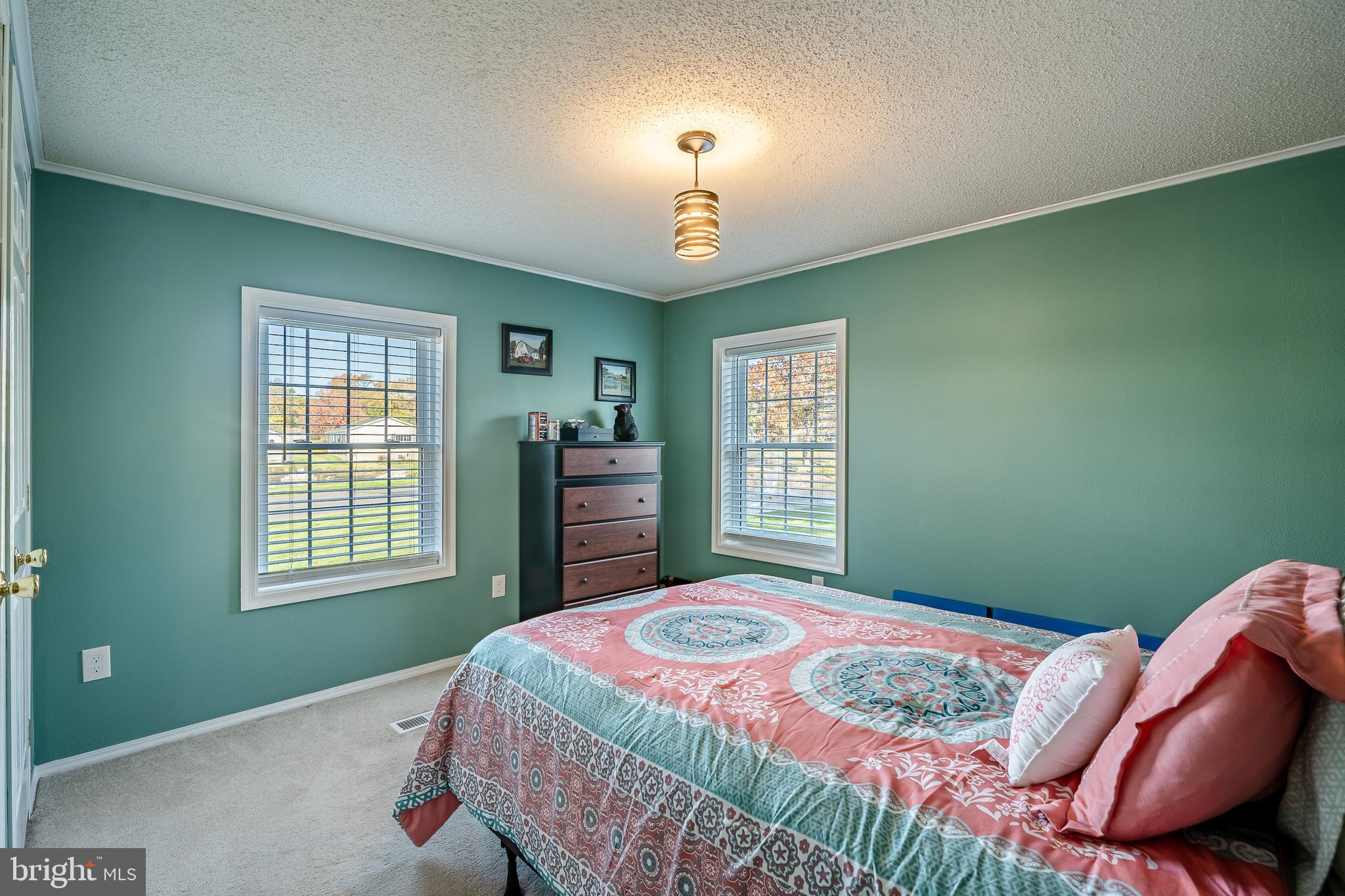 6 Juniper Cir