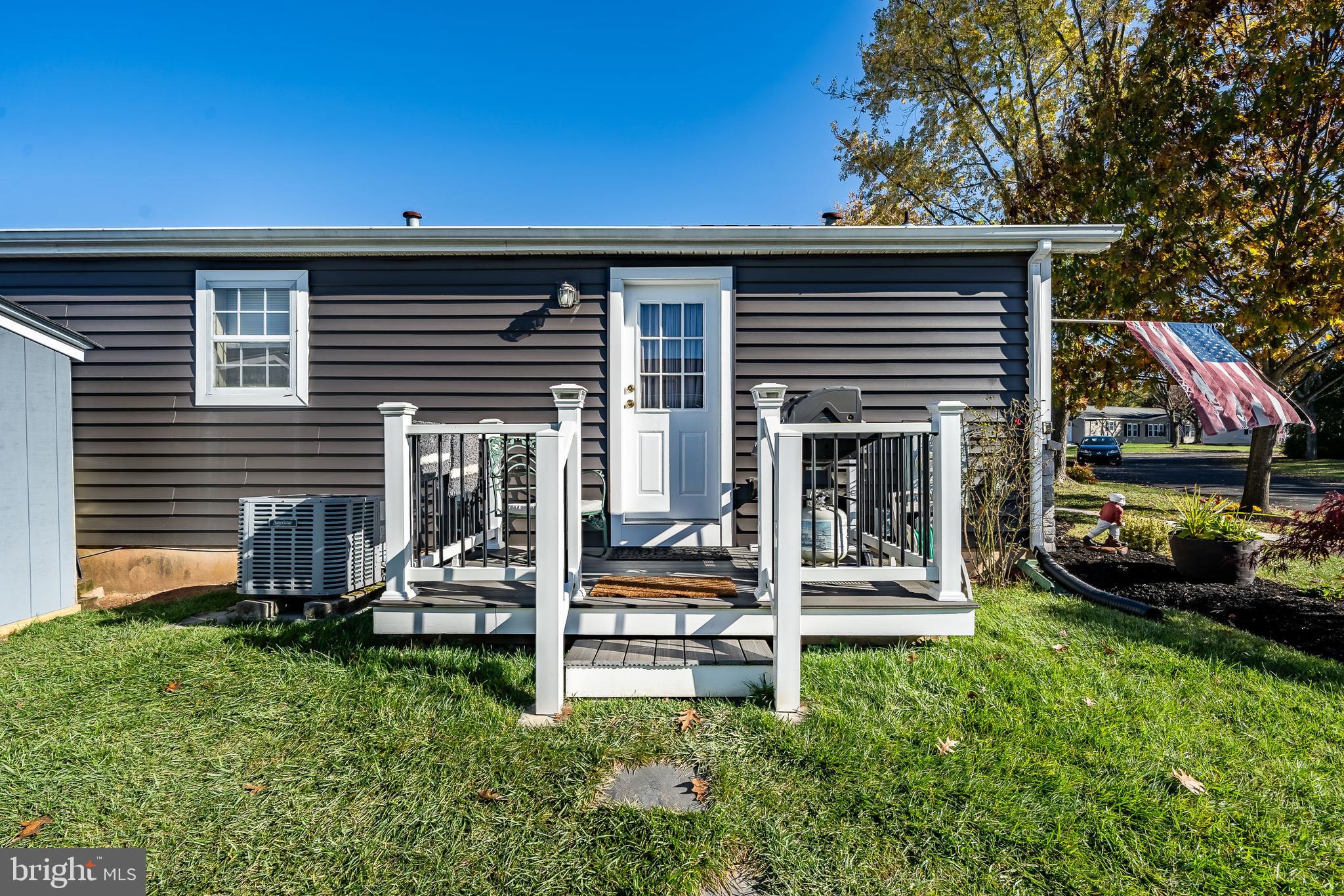 6 Juniper Cir