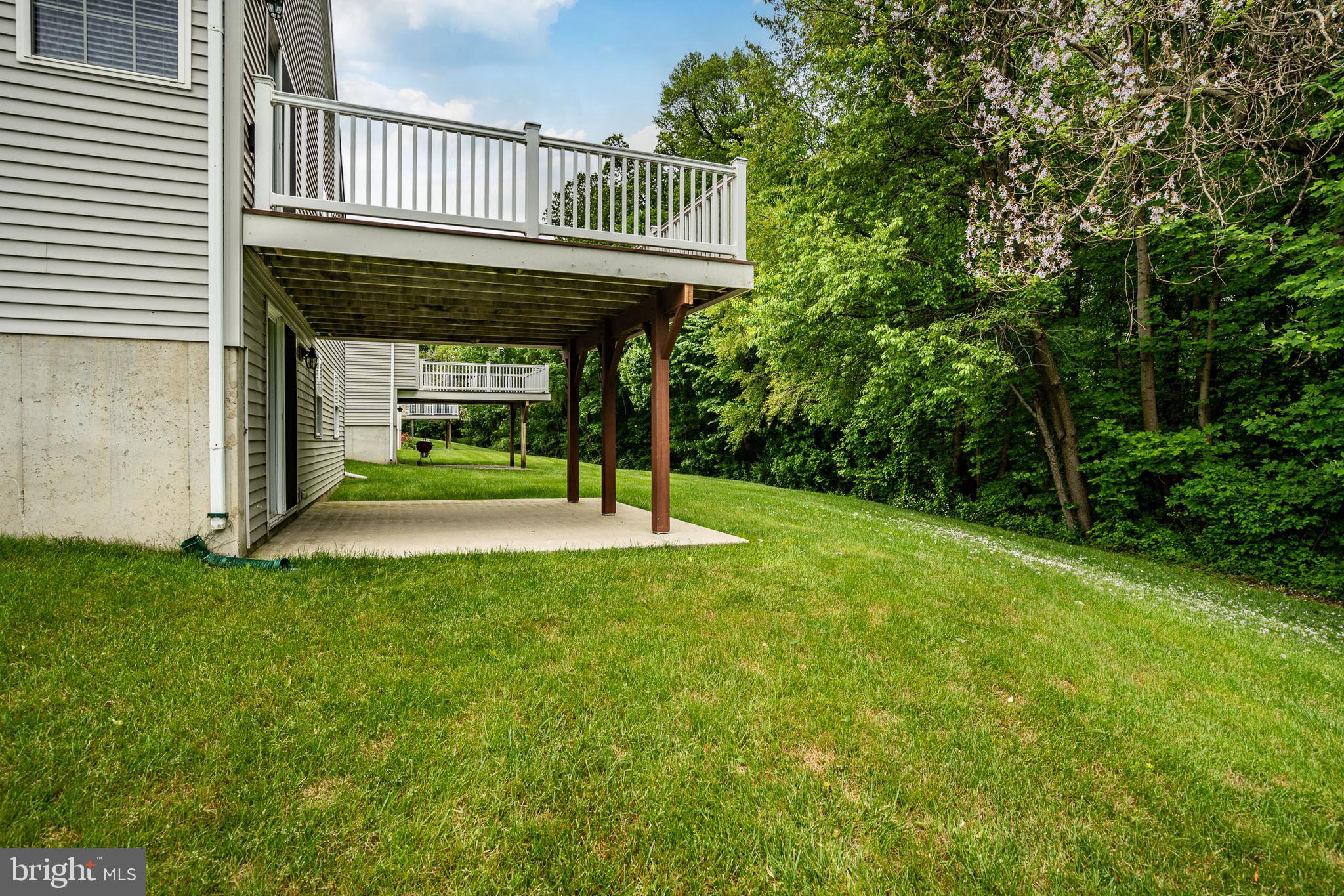 423 E Glenview Dr