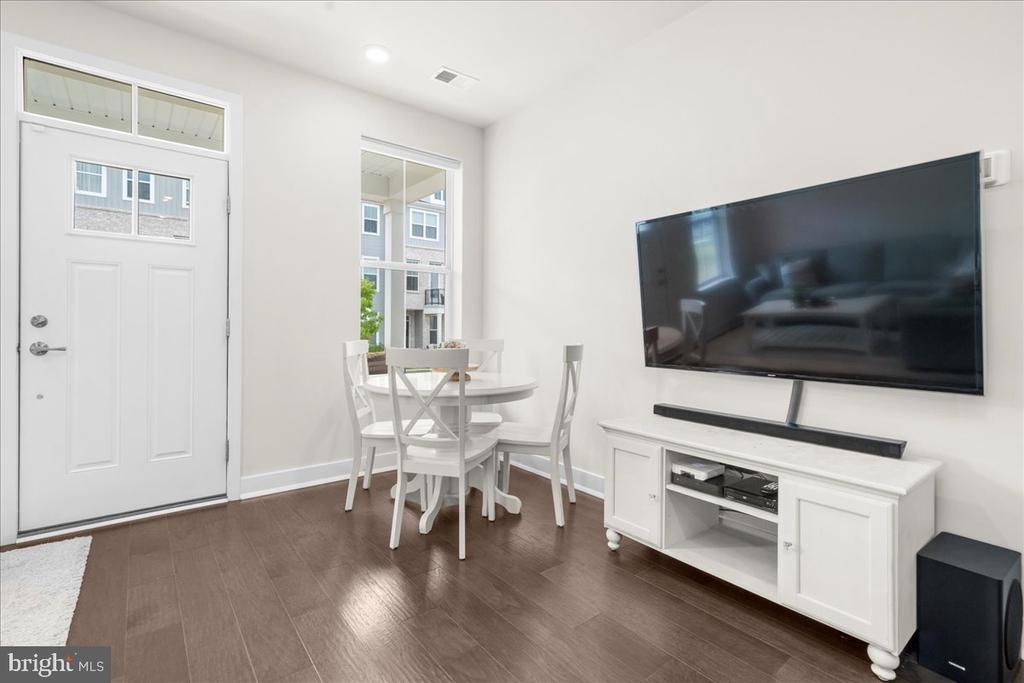 918 Anvil Court