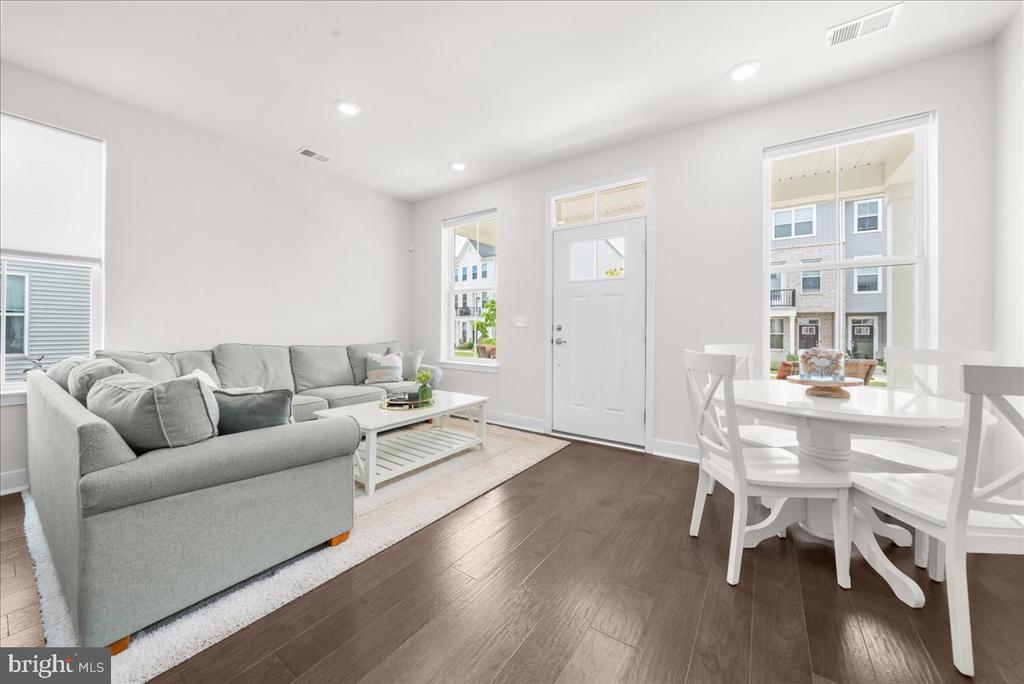 918 Anvil Court