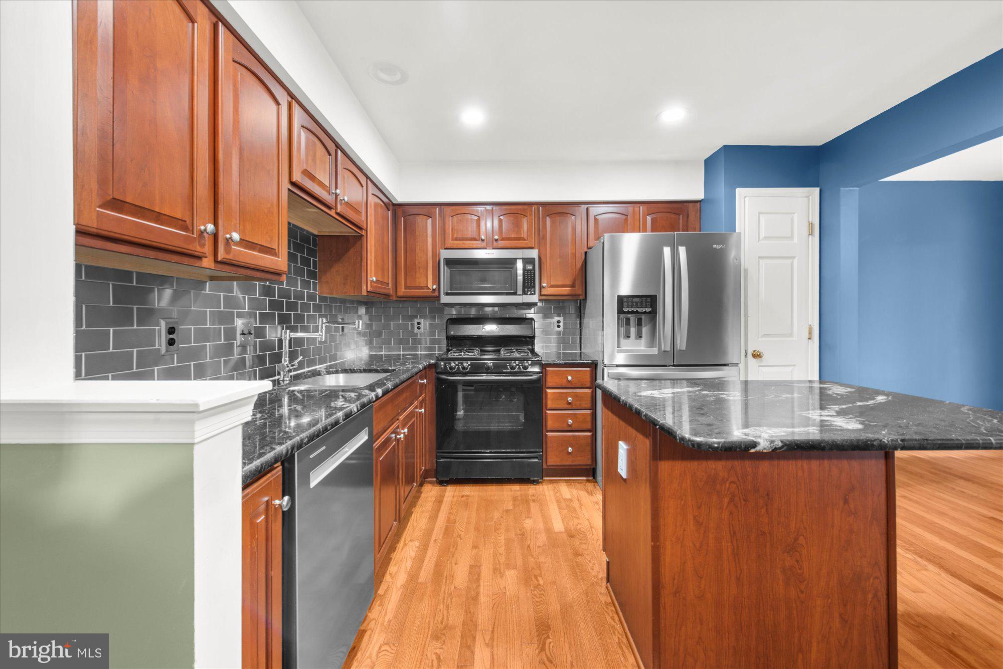 158 MAPLE AVENUE 31