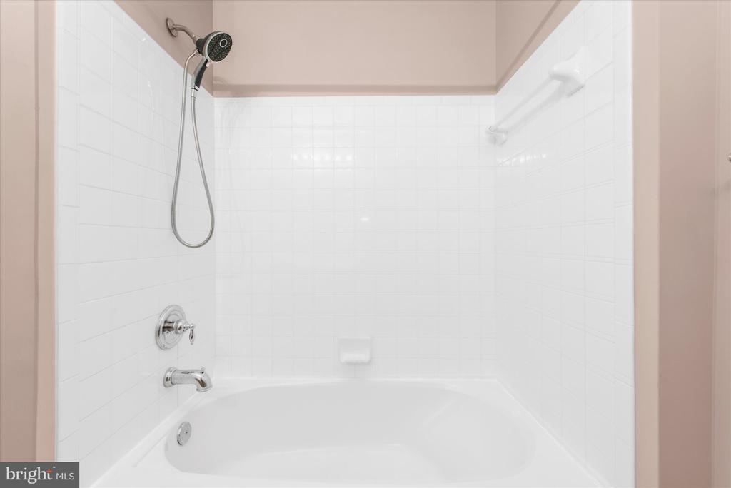 158 MAPLE AVENUE 31