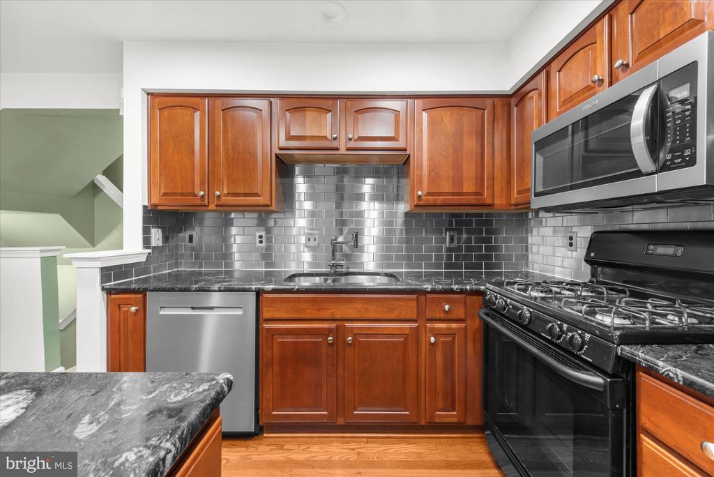 158 MAPLE AVENUE 31