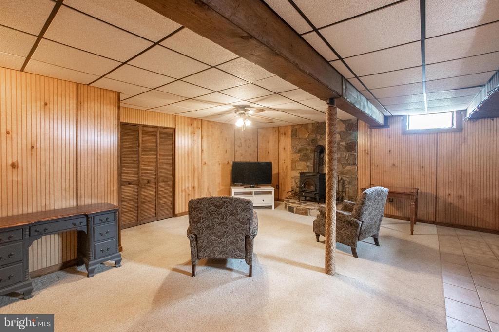 3294 MANOR ROAD