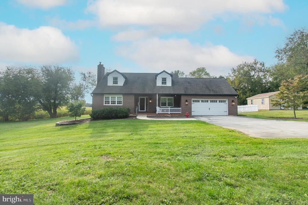 3294 MANOR ROAD