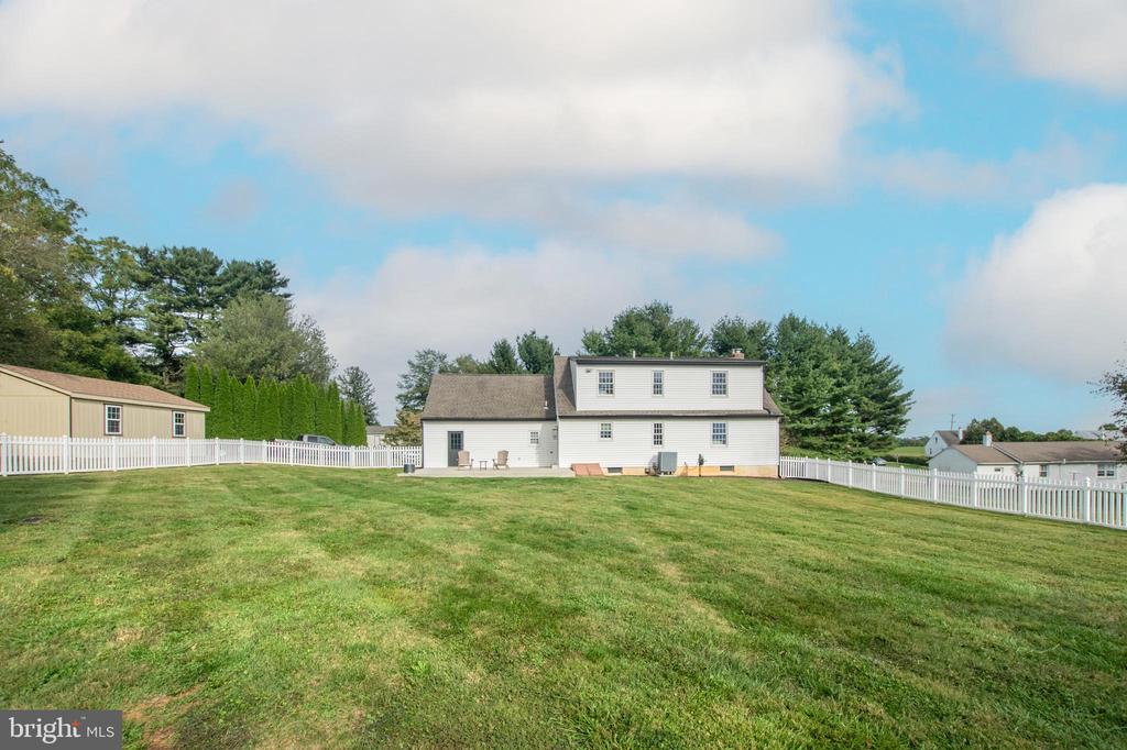 3294 MANOR ROAD