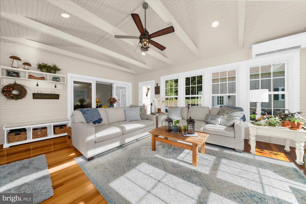 148 BARTON DRIVE