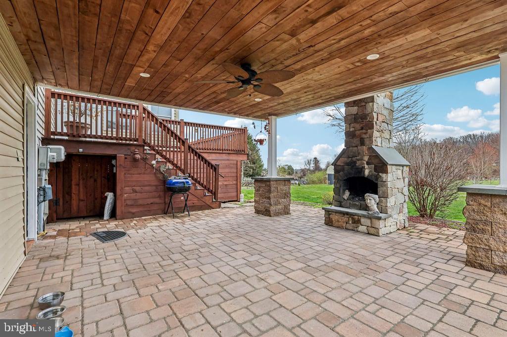 23 W CONESTOGA ROAD