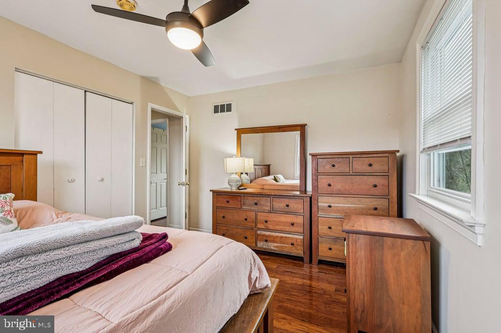 23 W CONESTOGA ROAD