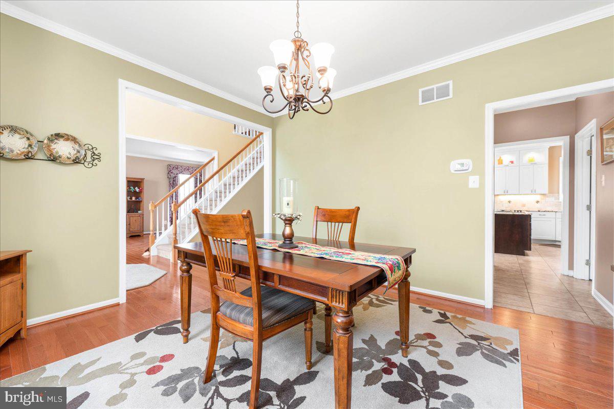93 Overlook Cir