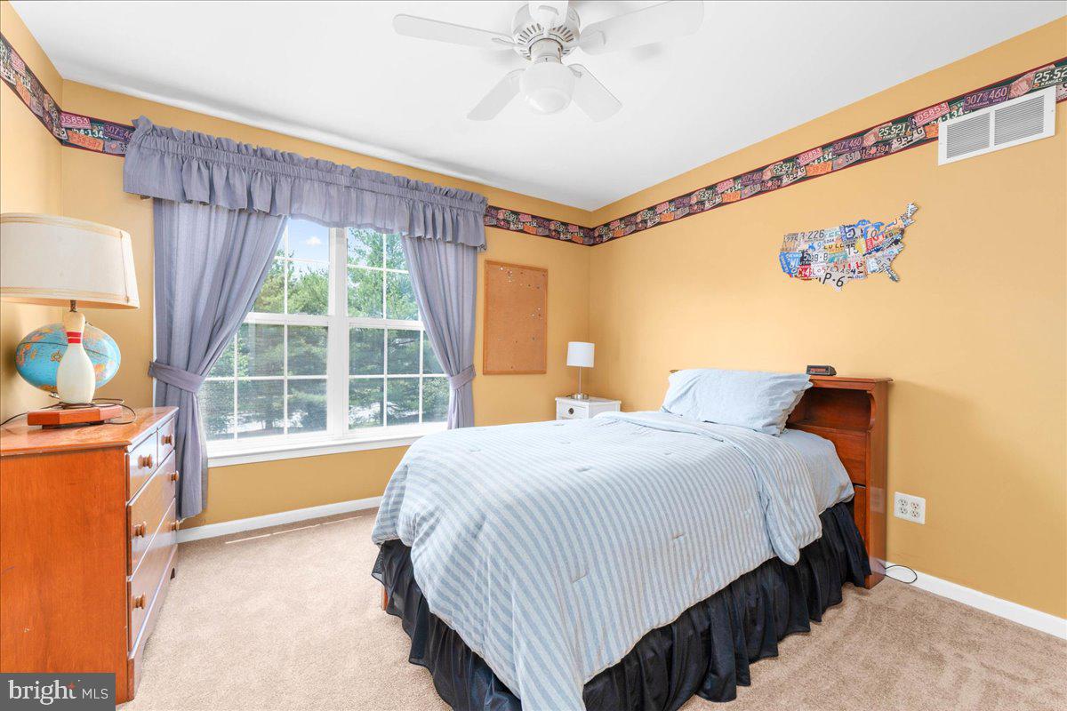 93 Overlook Cir
