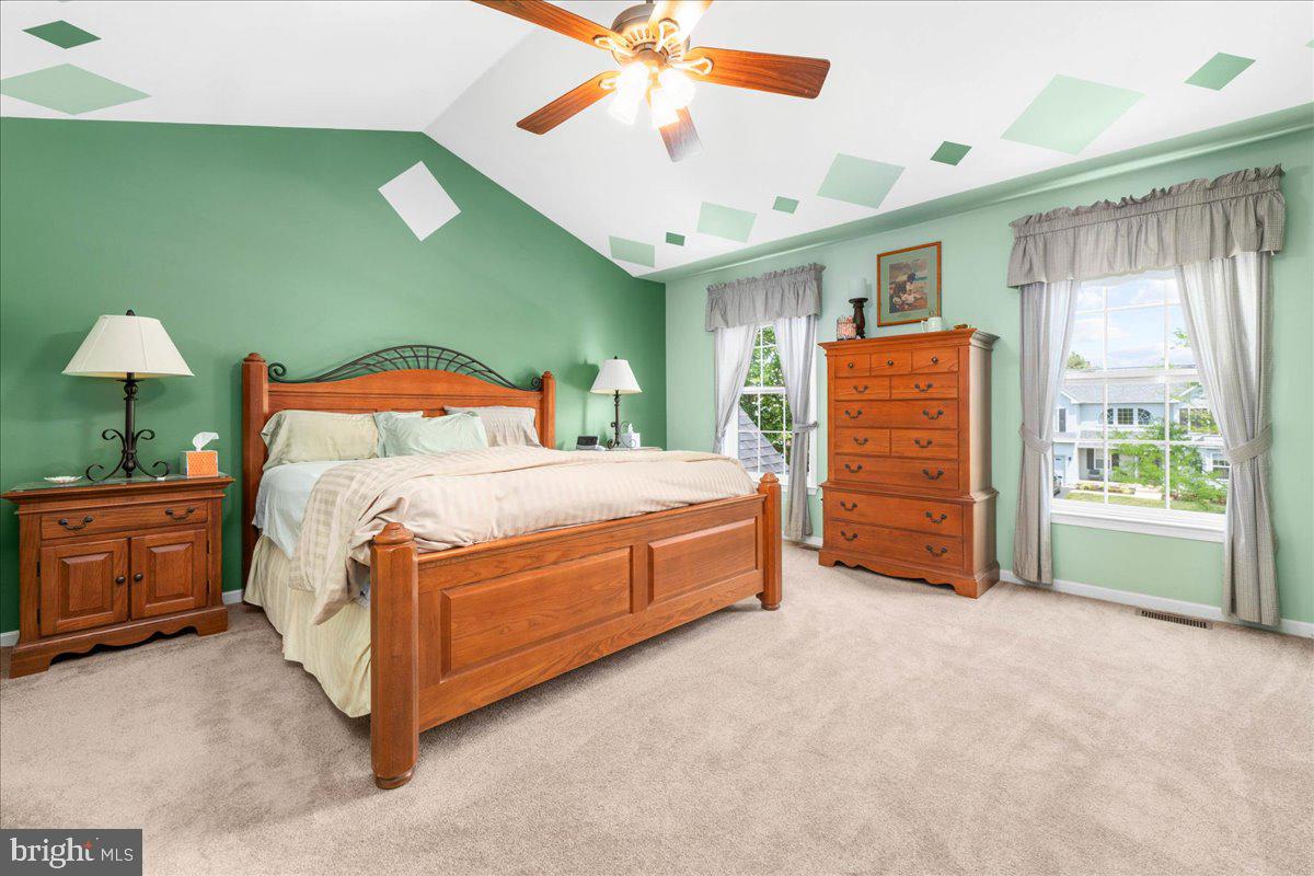 93 Overlook Cir