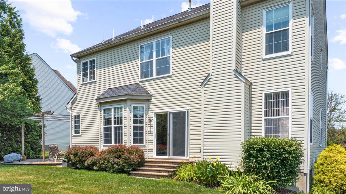 93 Overlook Cir