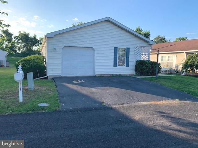 301 Carver Ln