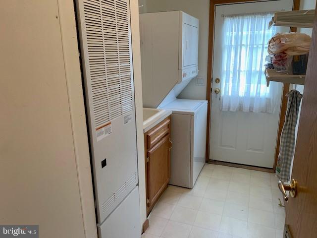 301 Carver Ln