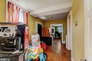 1146 Main St