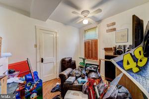 1146 Main St