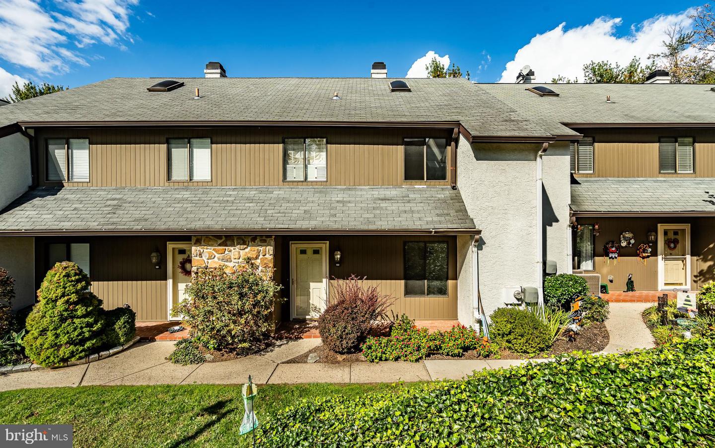 132 Pinecrest Ln