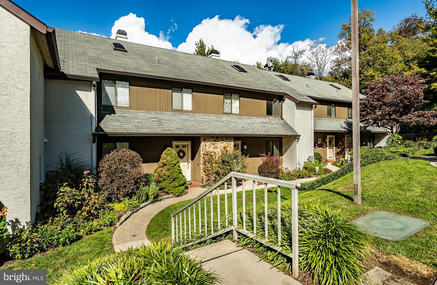 132 Pinecrest Ln