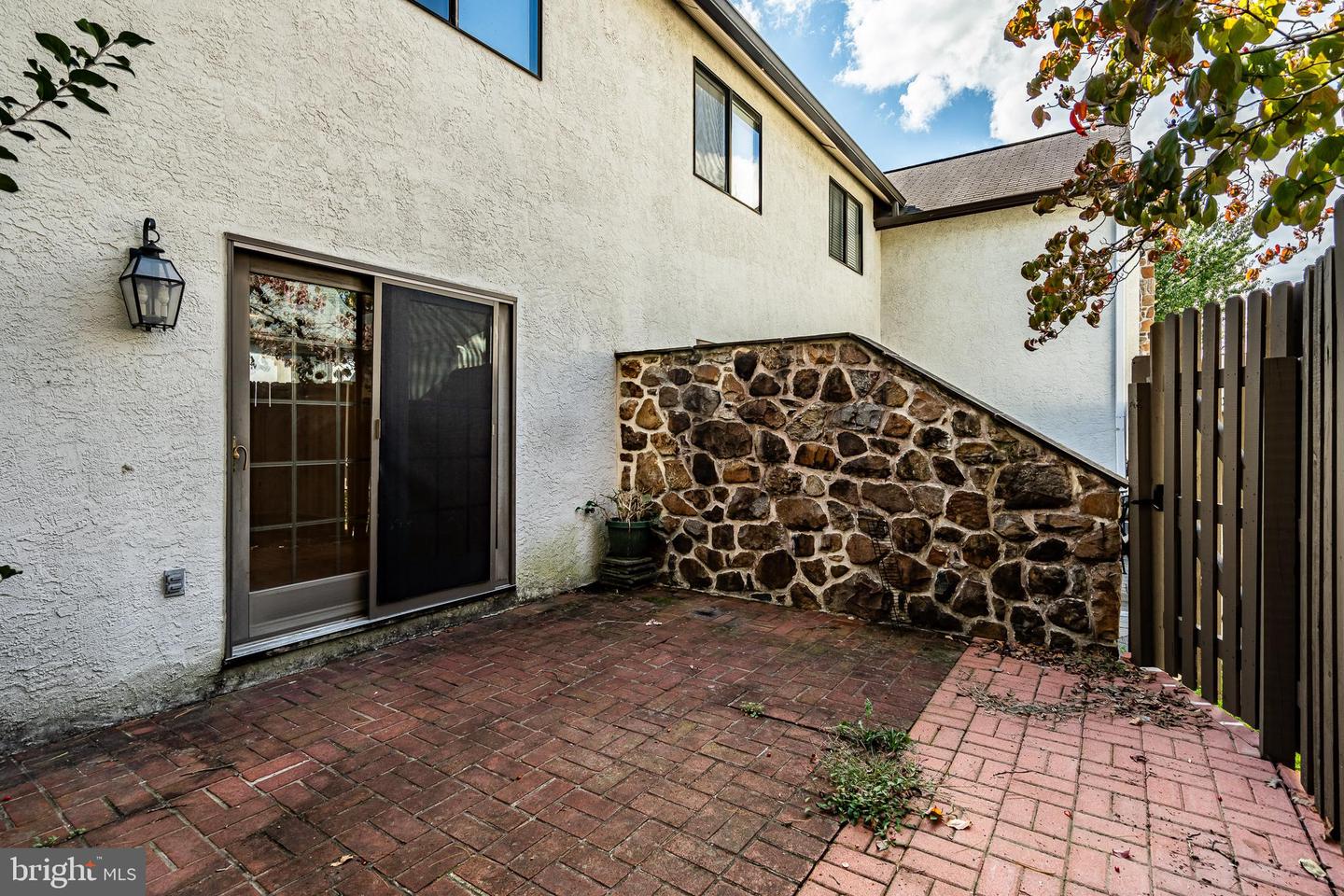 132 Pinecrest Ln