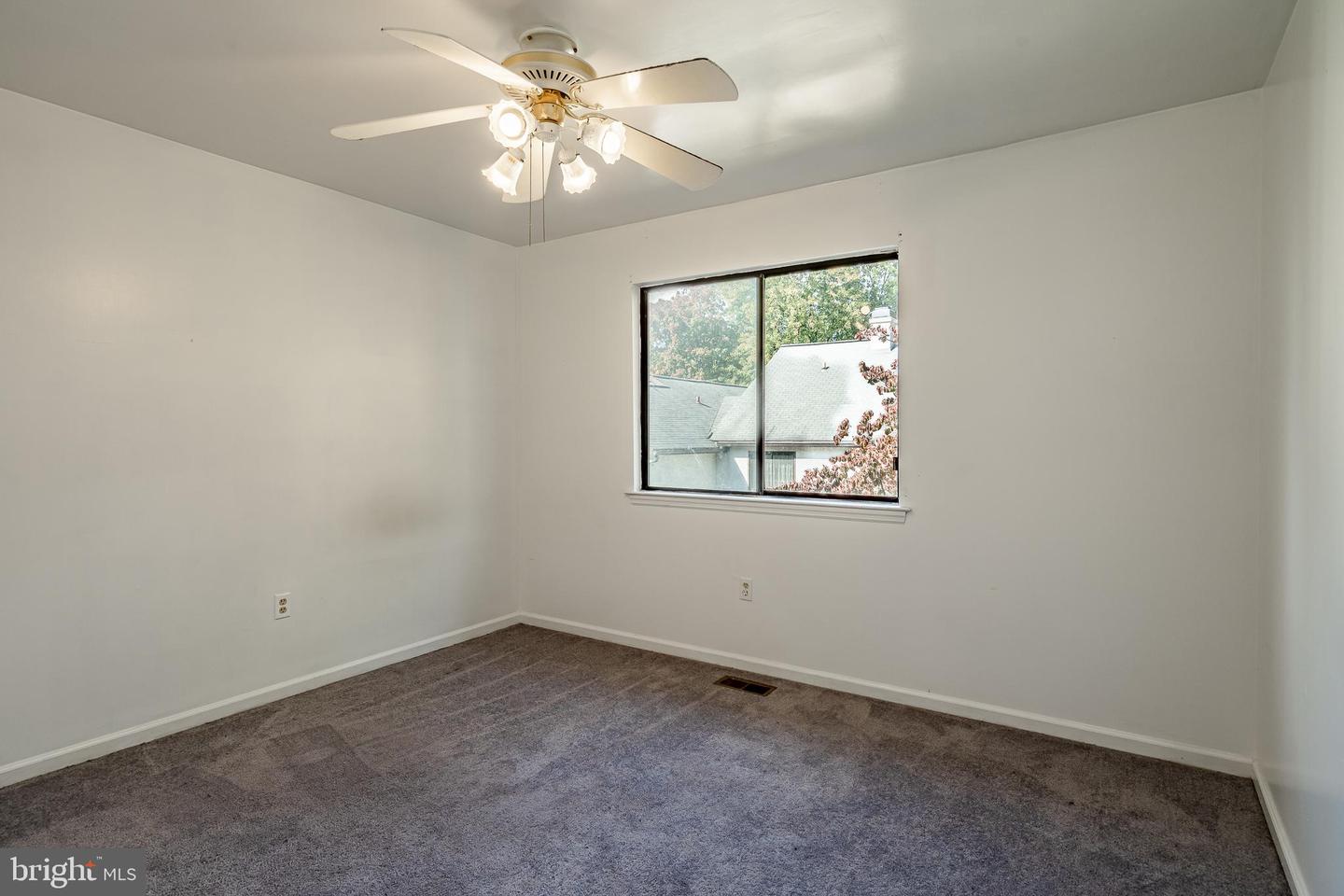 132 Pinecrest Ln