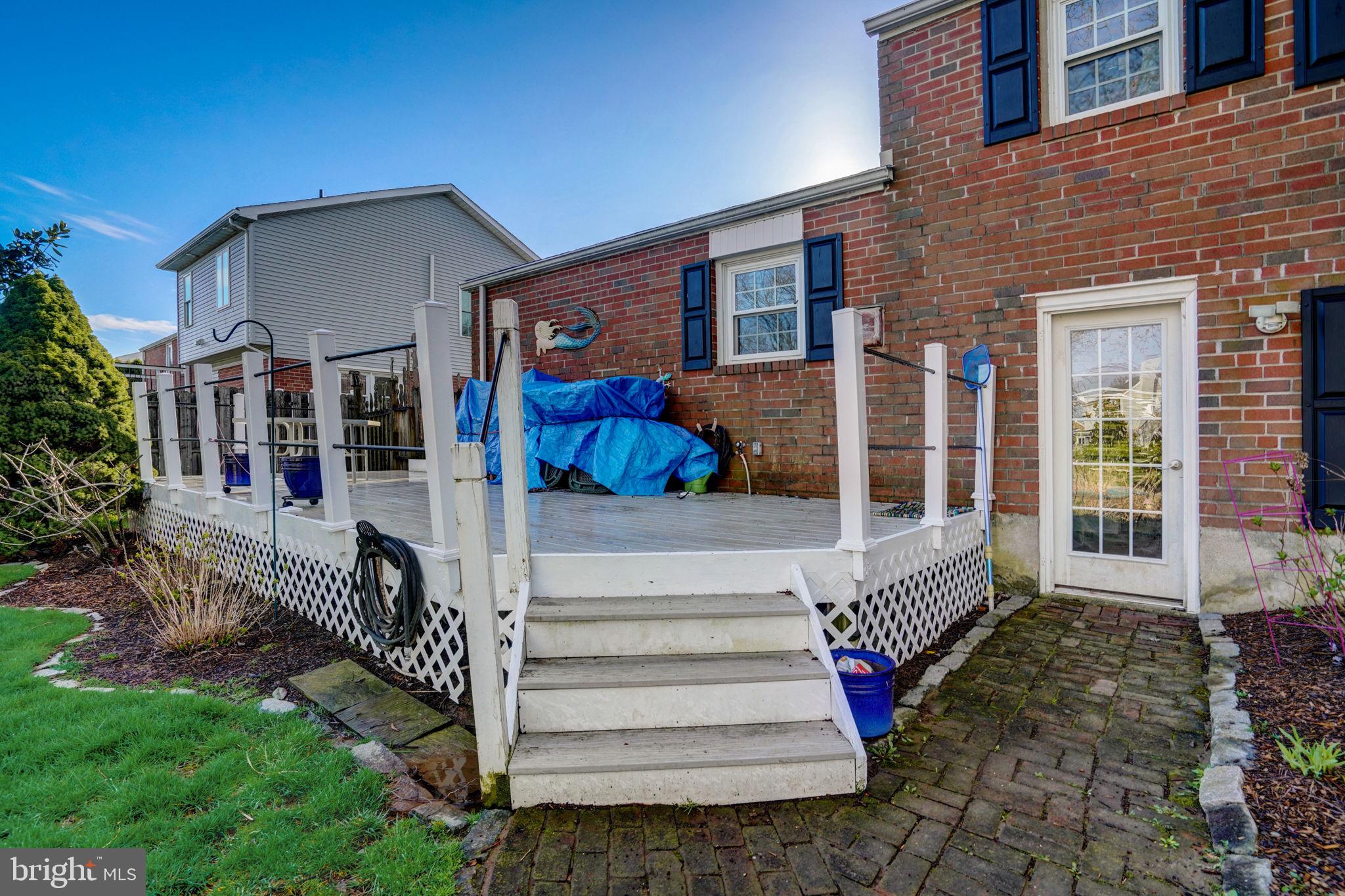284 Edwards Dr