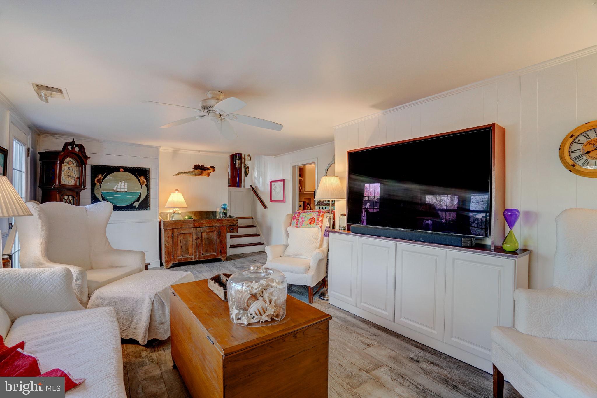 284 Edwards Dr