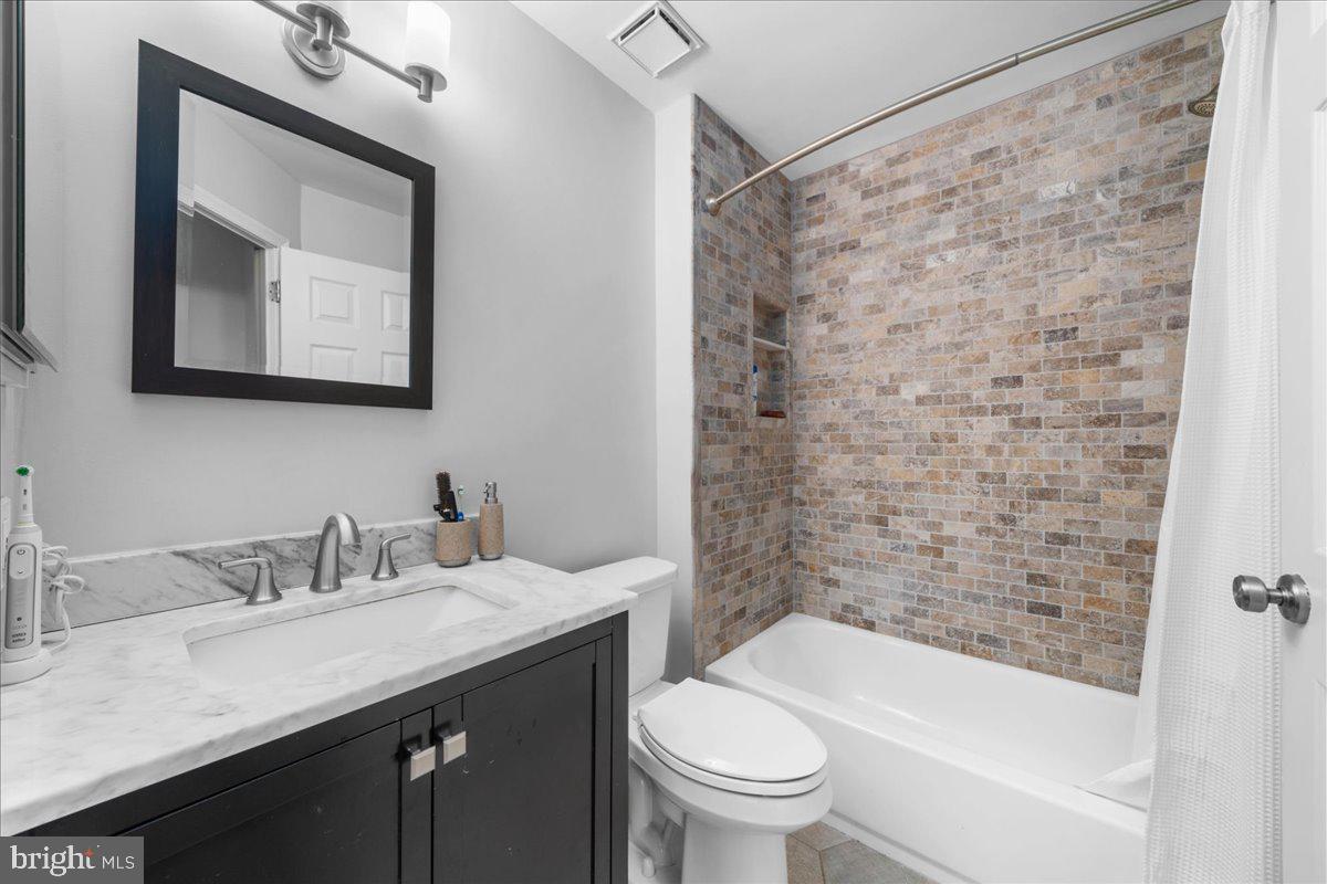 417 Wendover Dr. #124-B